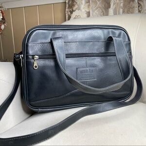 Northern Trail Work Wear Organizer Personal Size Crossbody Mini Messenger Vegan